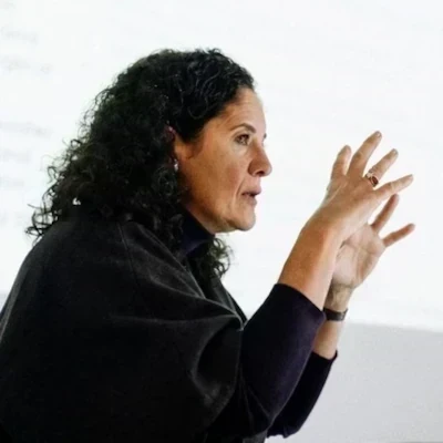 Dr. Gül Pulhan